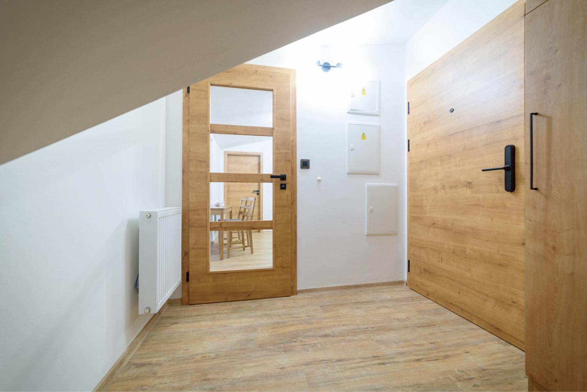 Apartman Na Hurce Horni Plana Luaran gambar