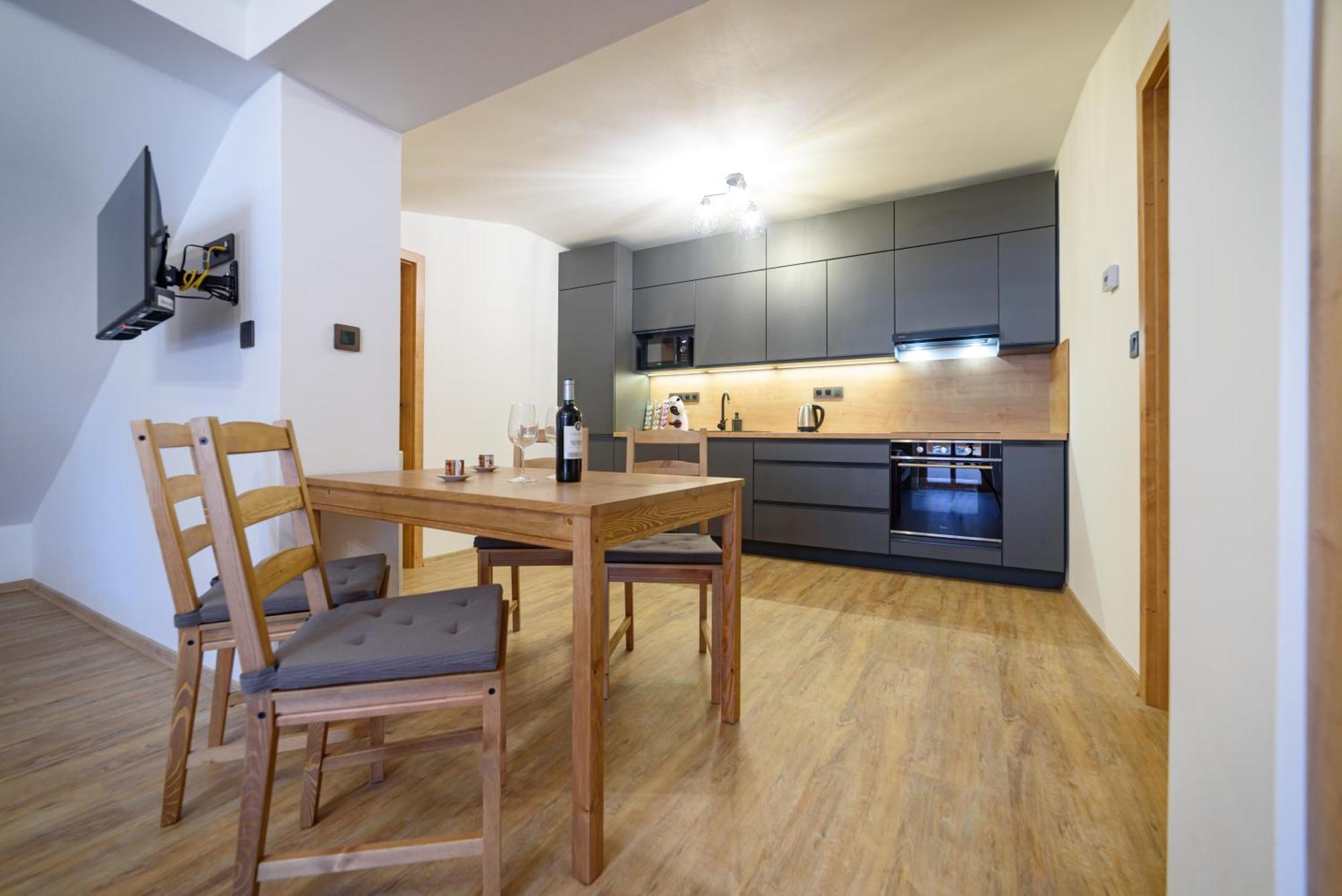 Apartman Na Hurce Horni Plana Luaran gambar